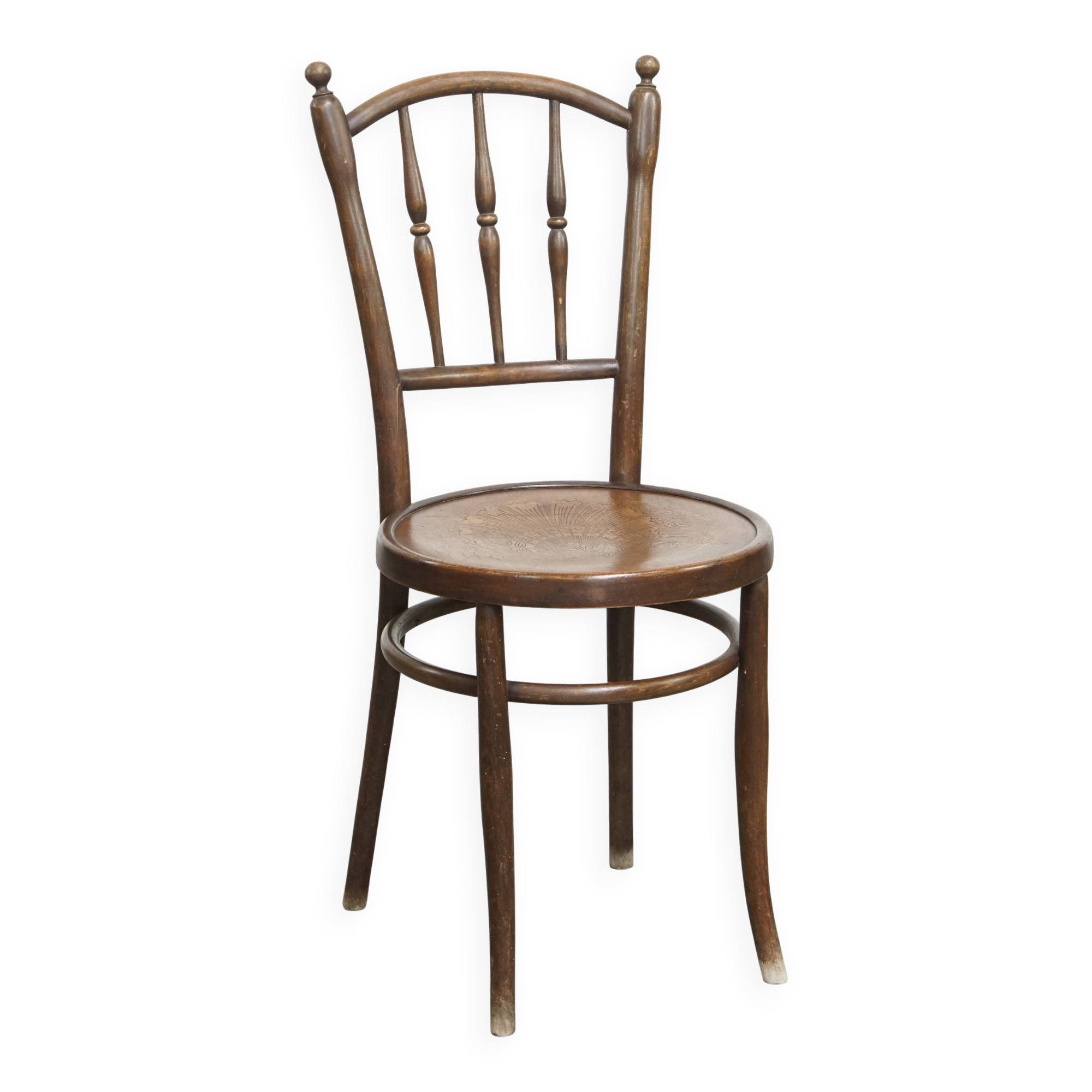 Bistro chair with carved seat