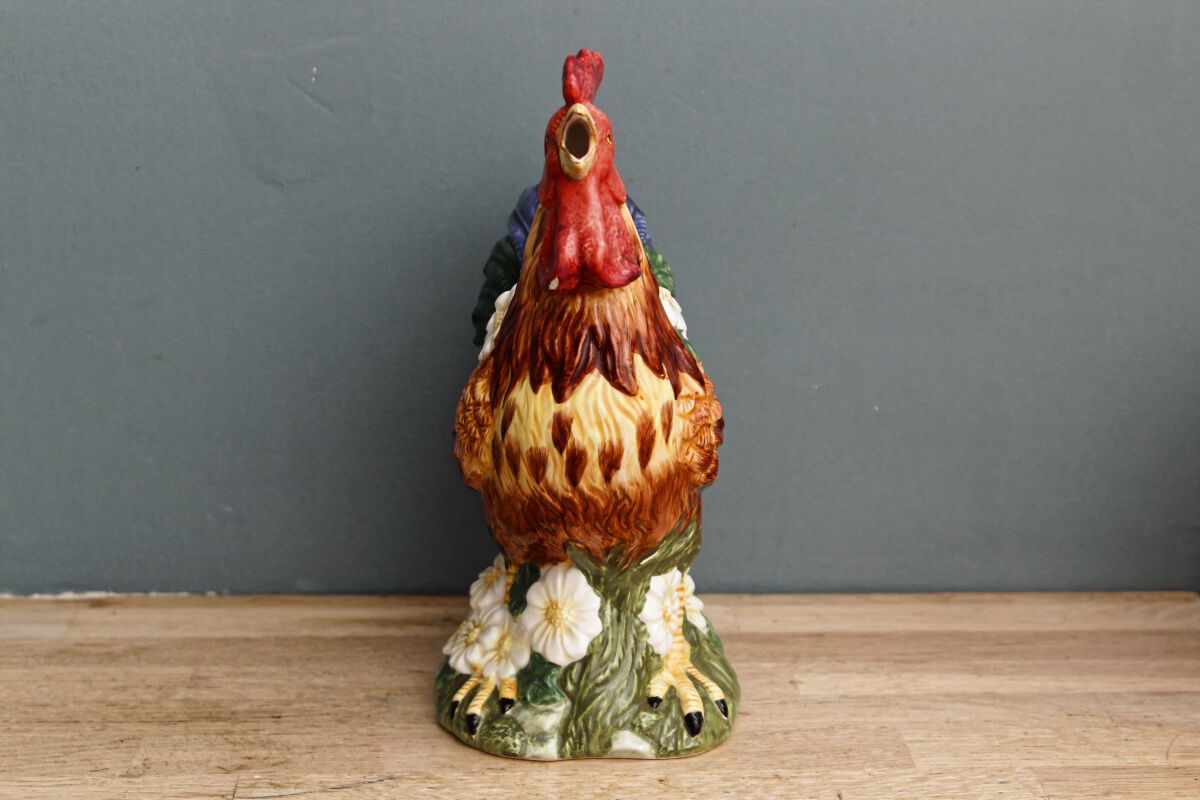 Carafe, pitcher rooster slurry