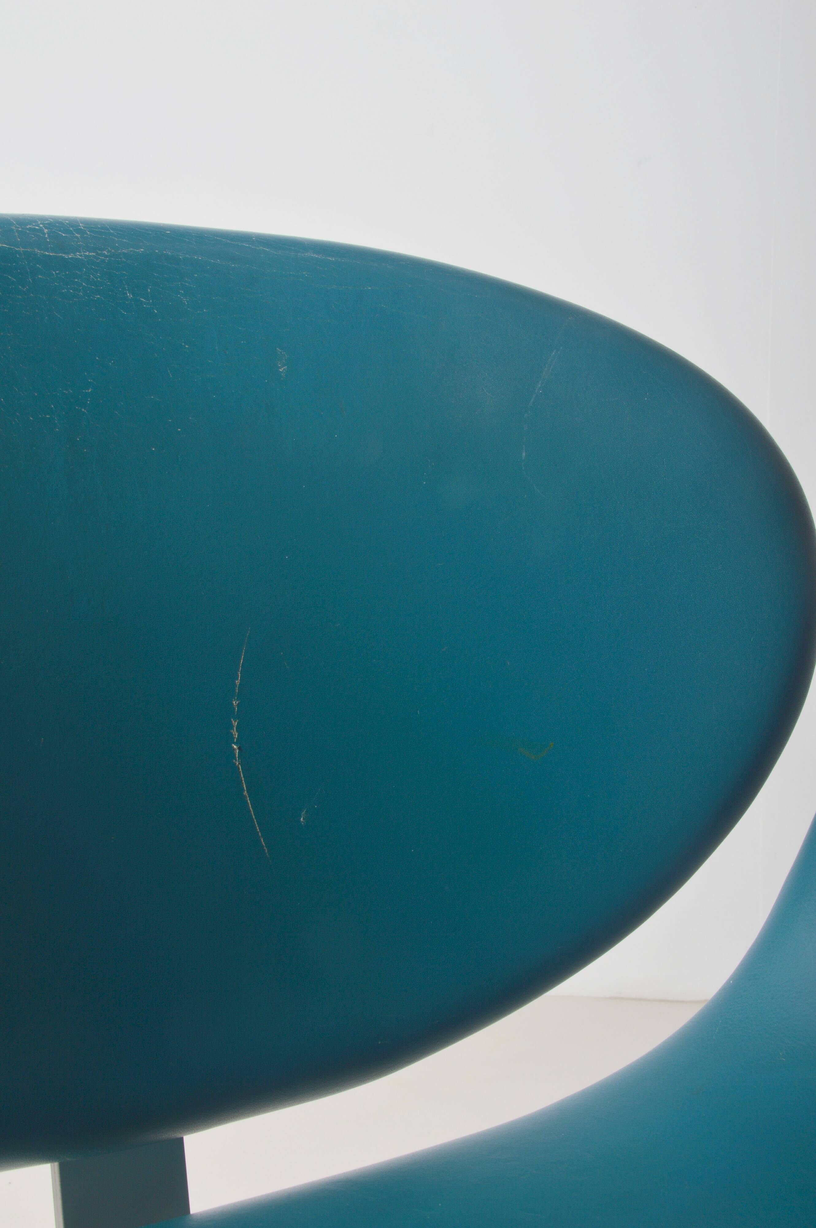 Vintage Tulip chair designed by Pierre Paulin for Artifort