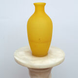 Yellow shortbread vase