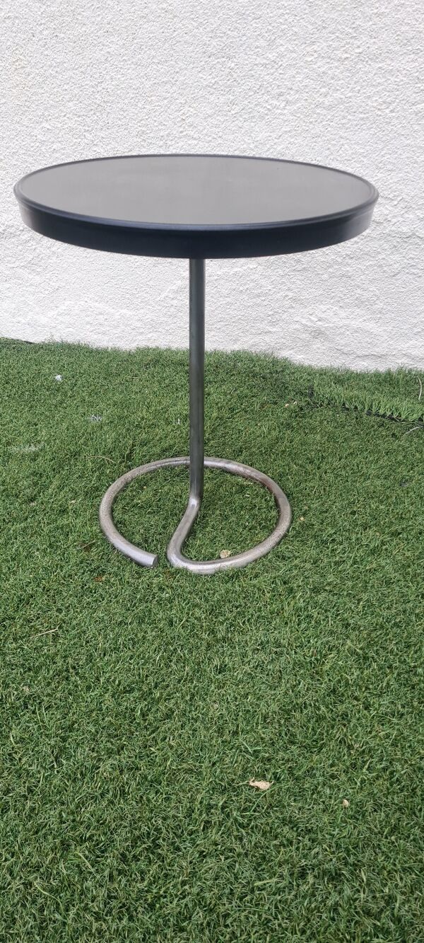 Guéridon de style Bauhaus