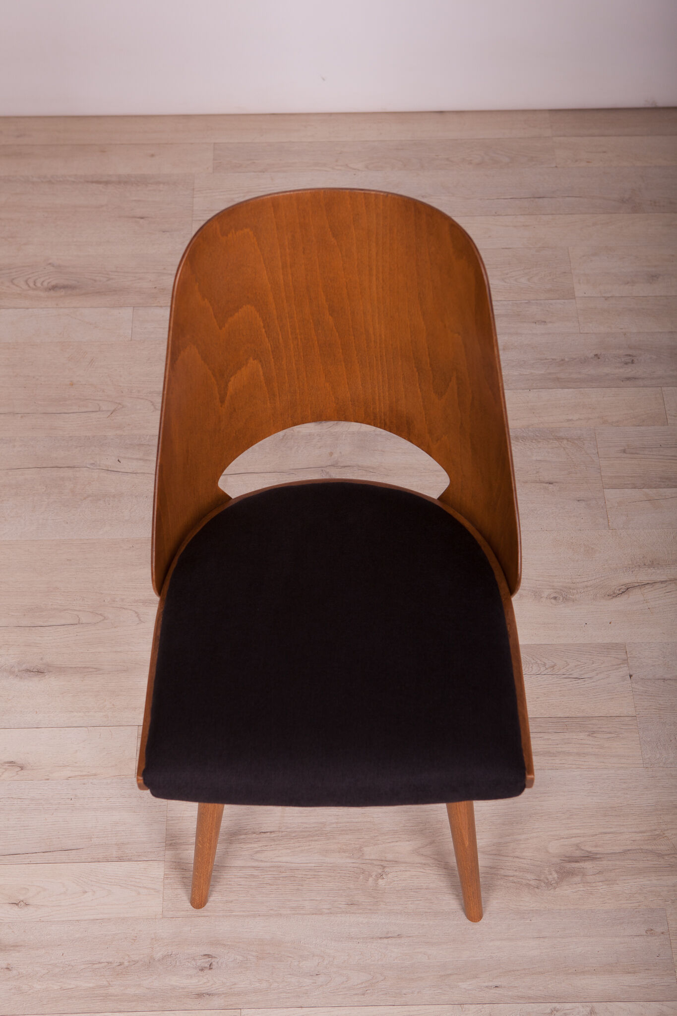 4 lollipop dining chairs from tatra, 1960s