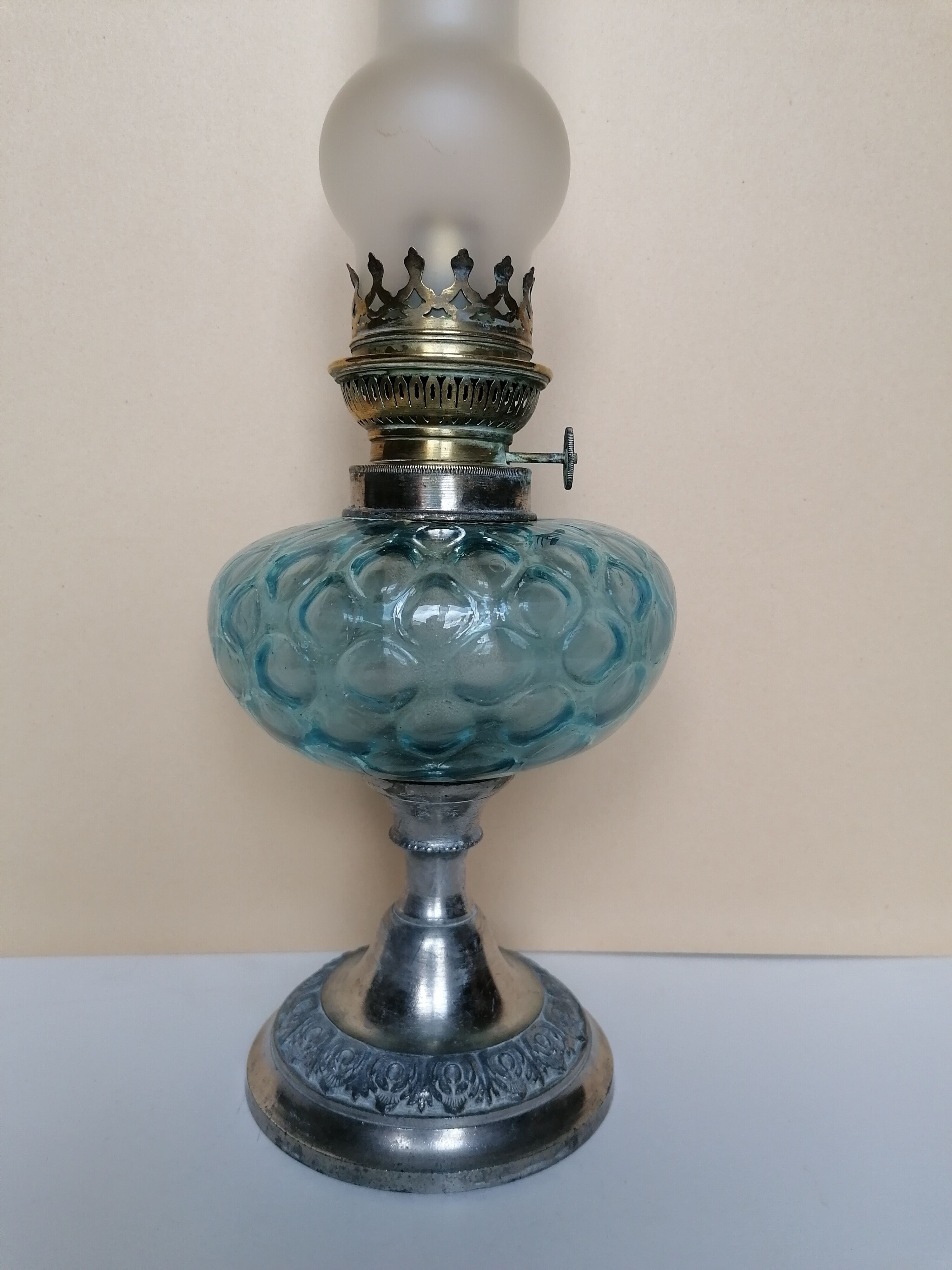 Blue glass kerosene lamp
