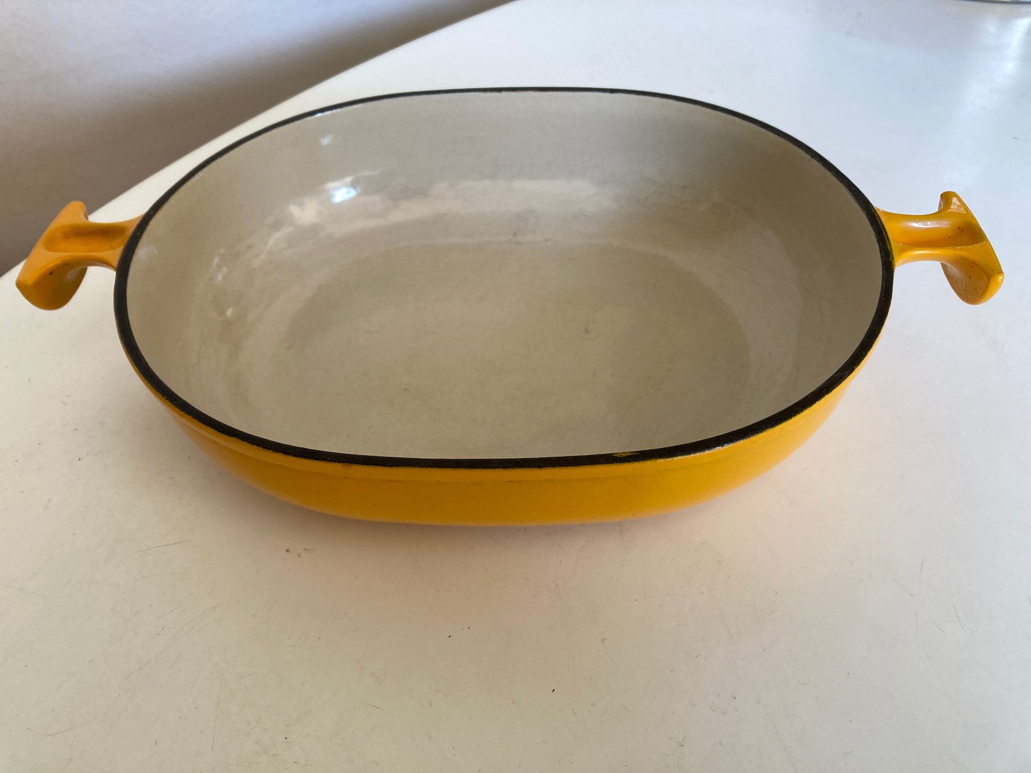 Oven dish Enzo Mari for Cocotte Le Creuset La Mama 1970 Italian design