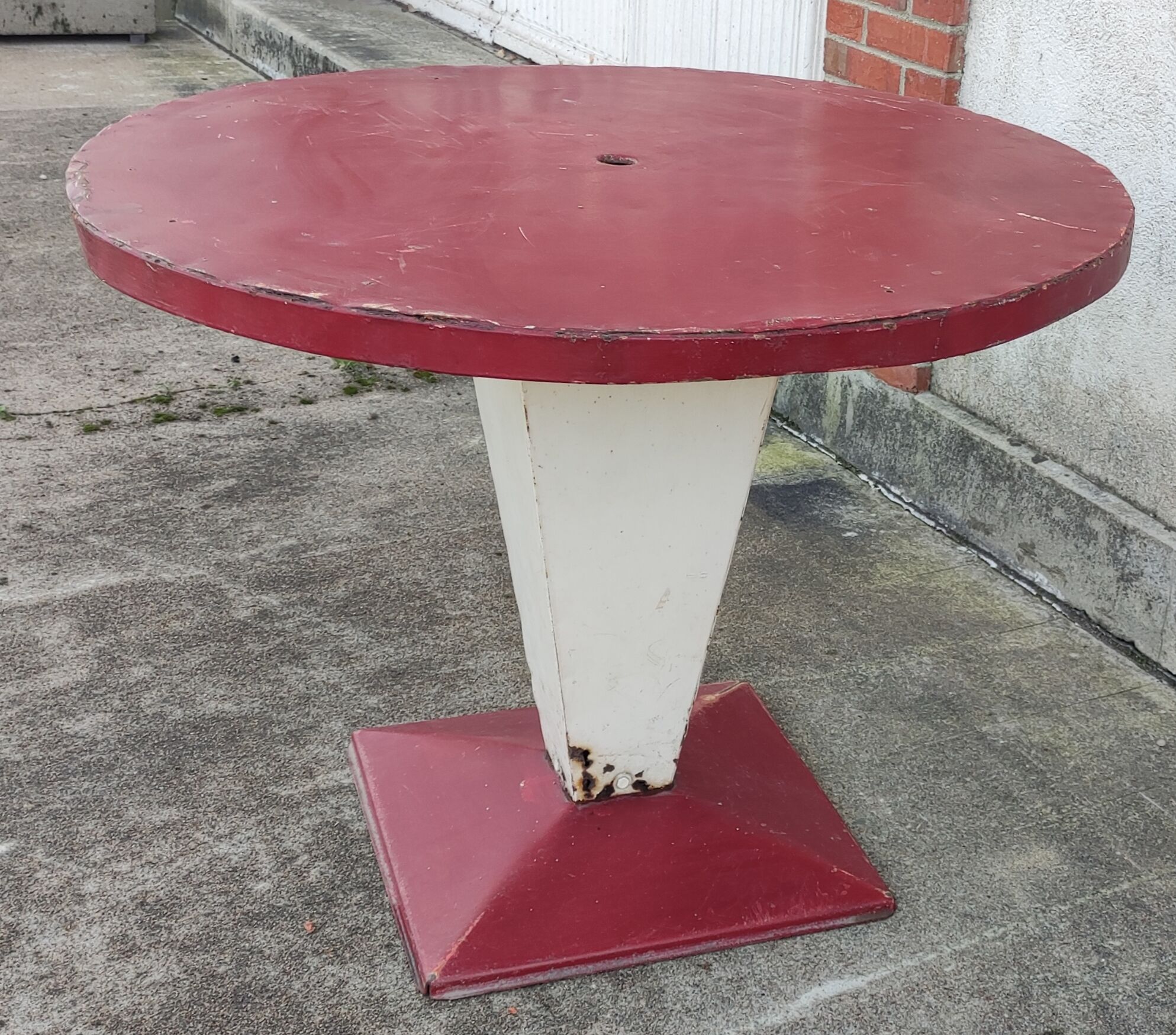 Vintage metal table Tolix