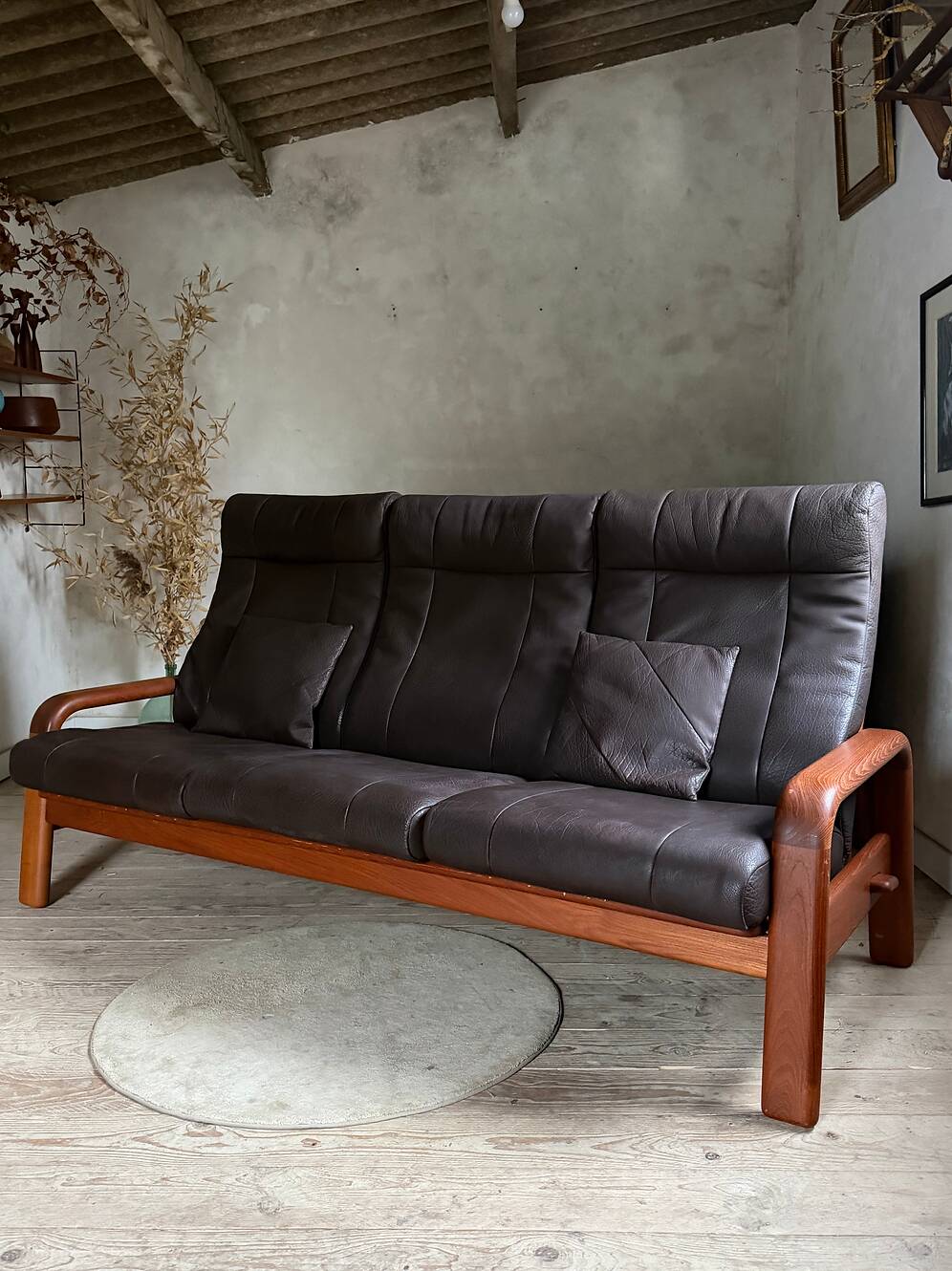 Scandinavian 3-seater teak and leather sofa