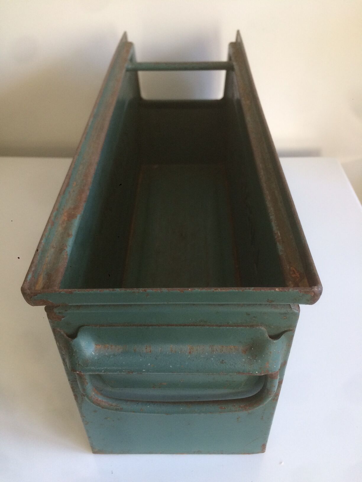 Caisse de rangement de type casier industriel lager-fix 2