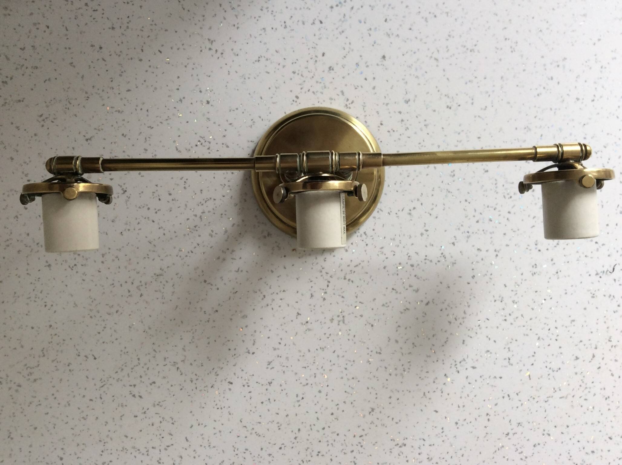 Brass wall light: 3 lamps