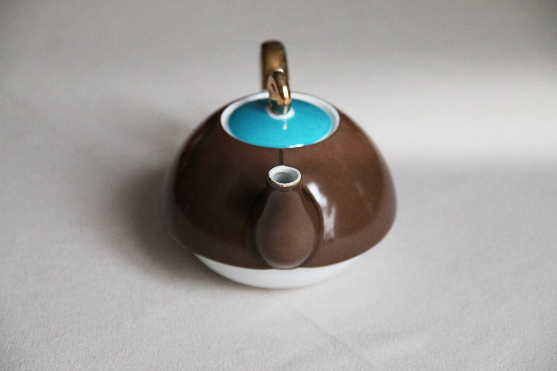 Silea teapot fine porcelain vintage