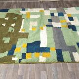 Handmade traditional carpet 250cm x 150cm Moroccan