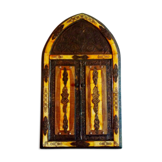 Oriental mirror