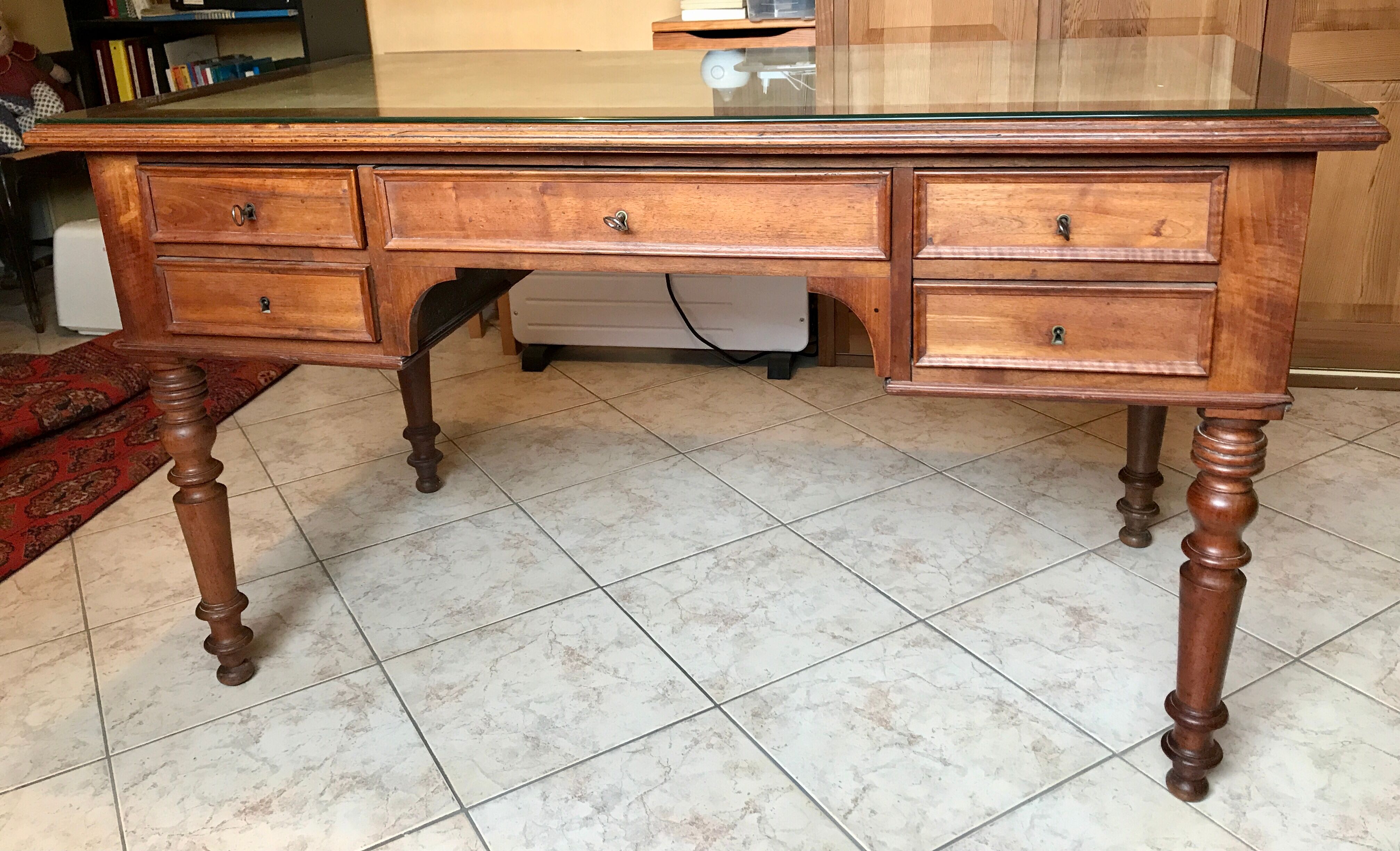Drawer desk