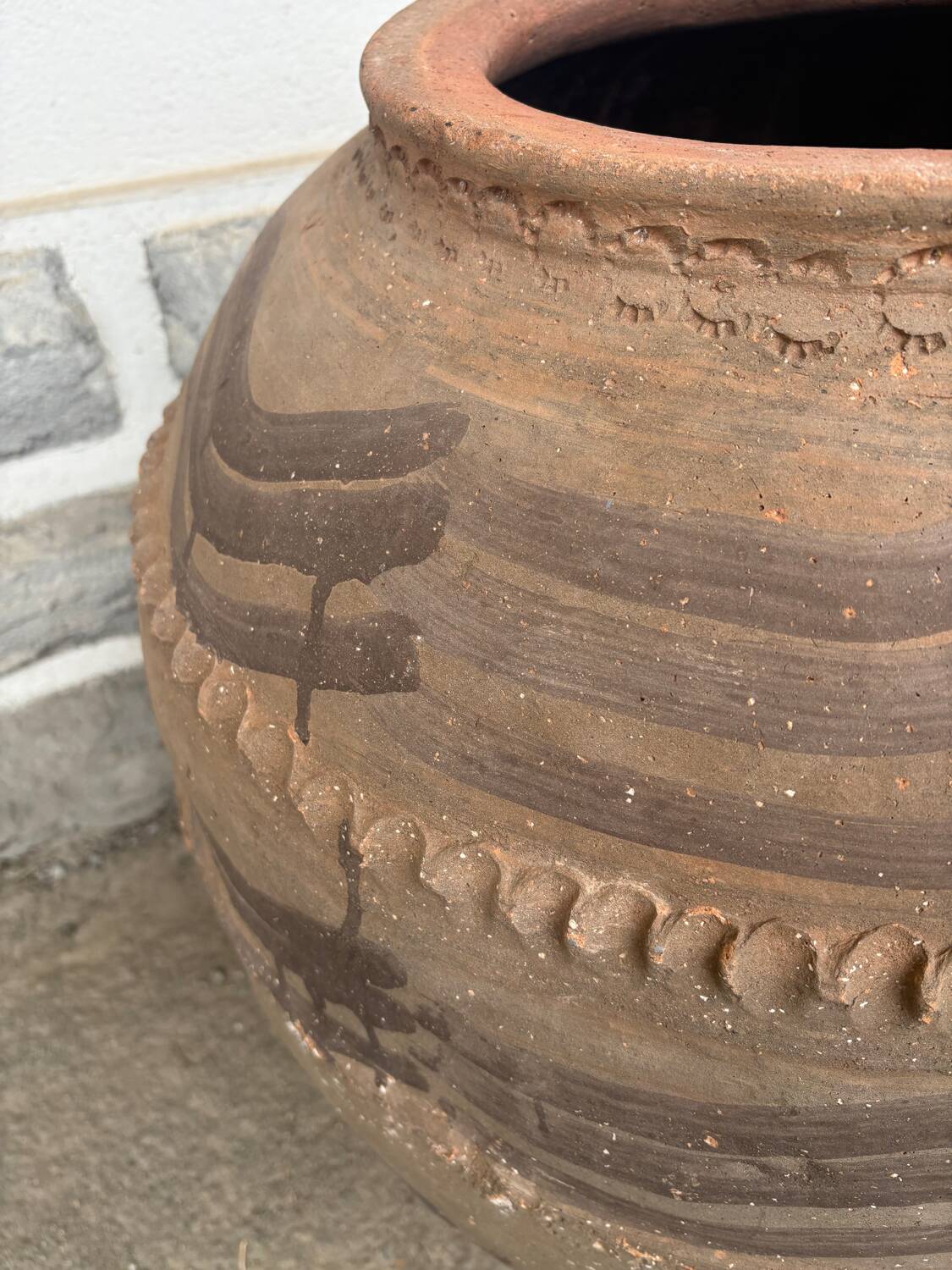 Spanish oil jar, Tinaja, 18th century.