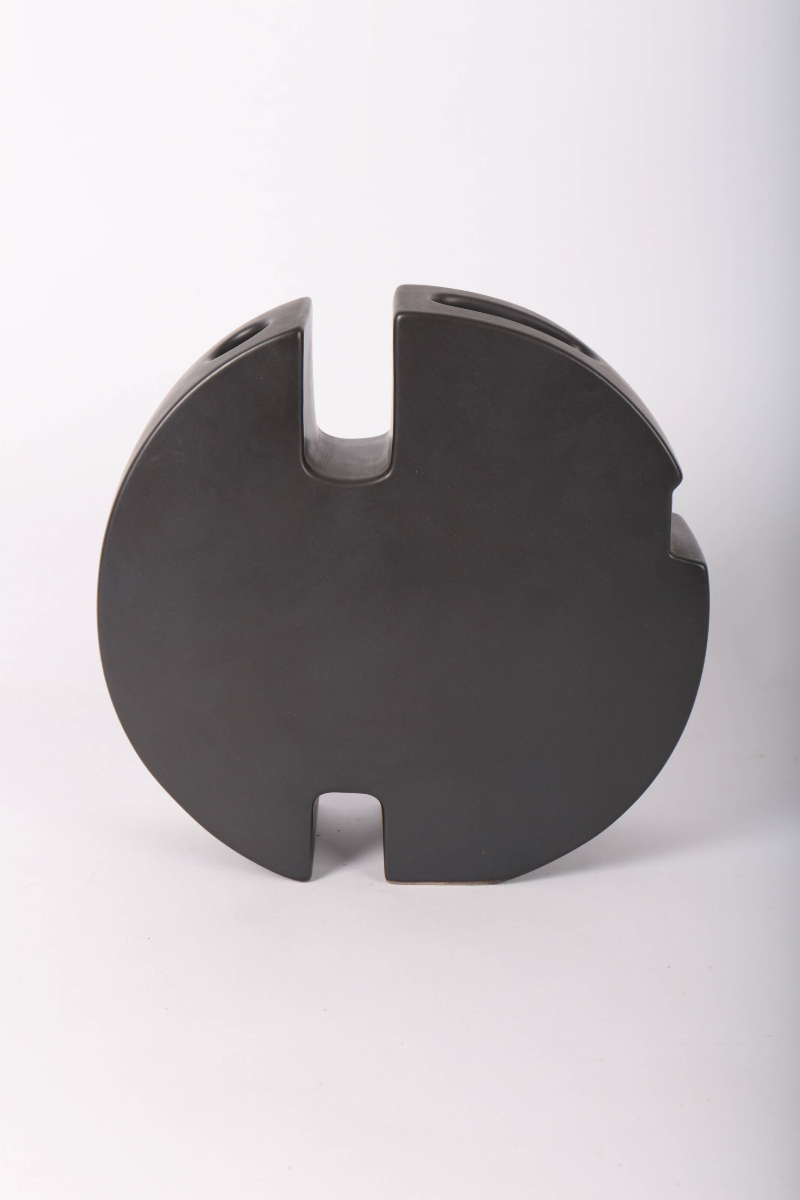 Ceramic vase by Noemi Faber, Atelier d'Enfer