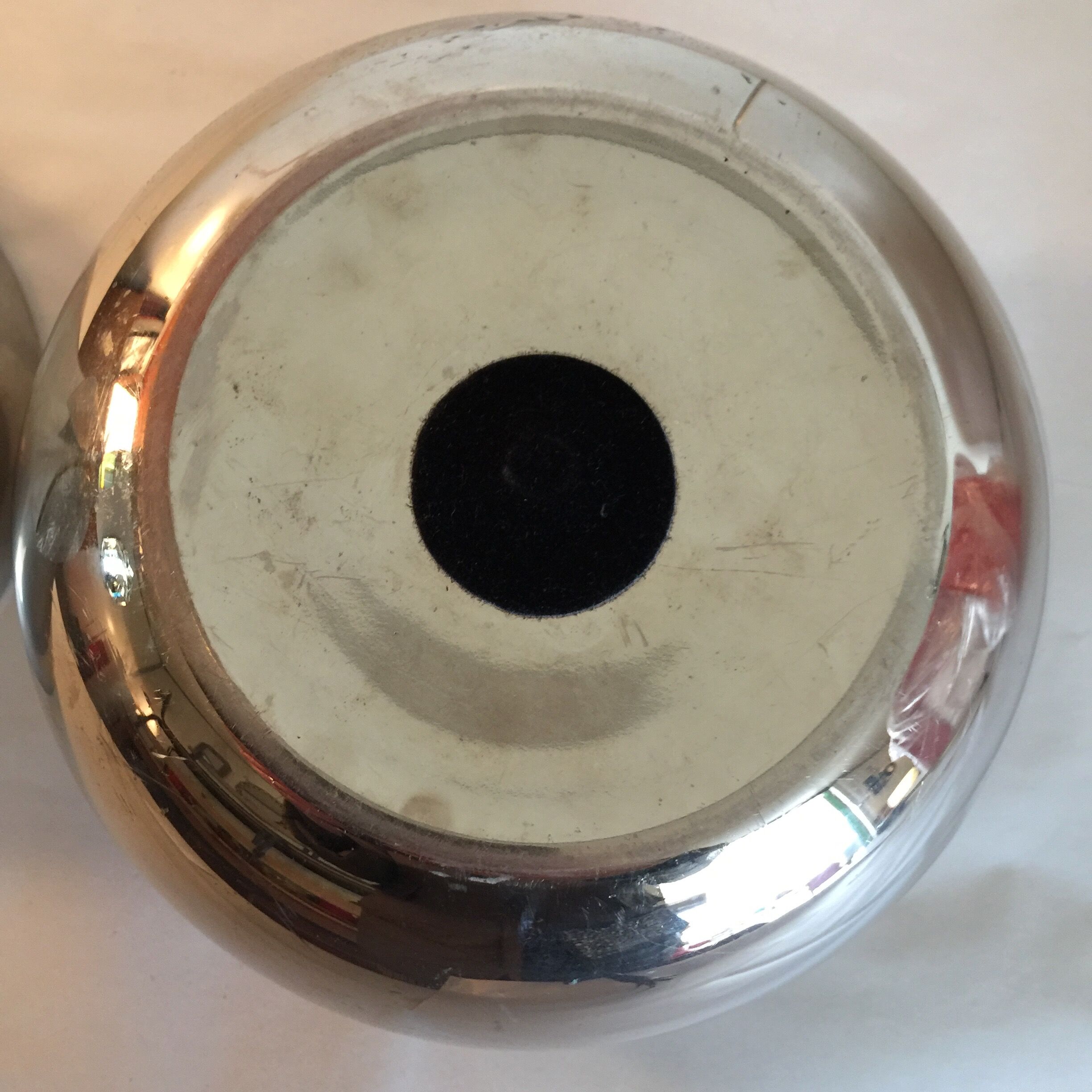 Freddotherm silver metal pear