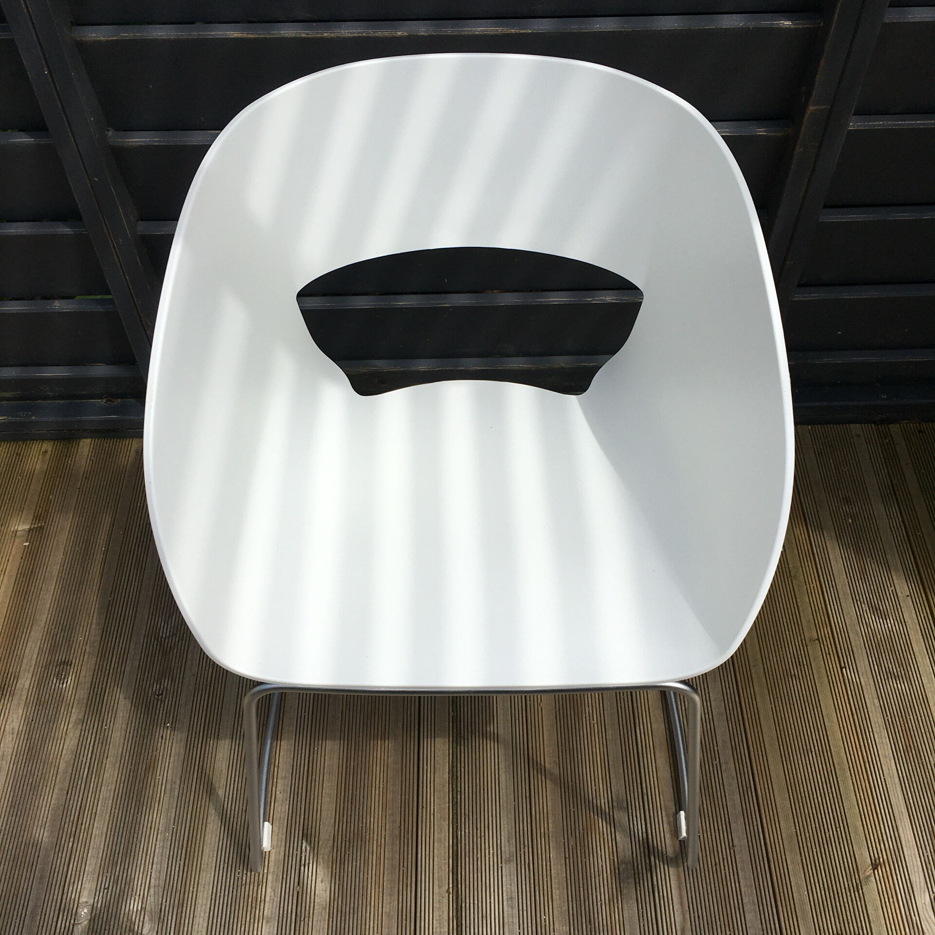Set of 2 Tribû garden dining chairs