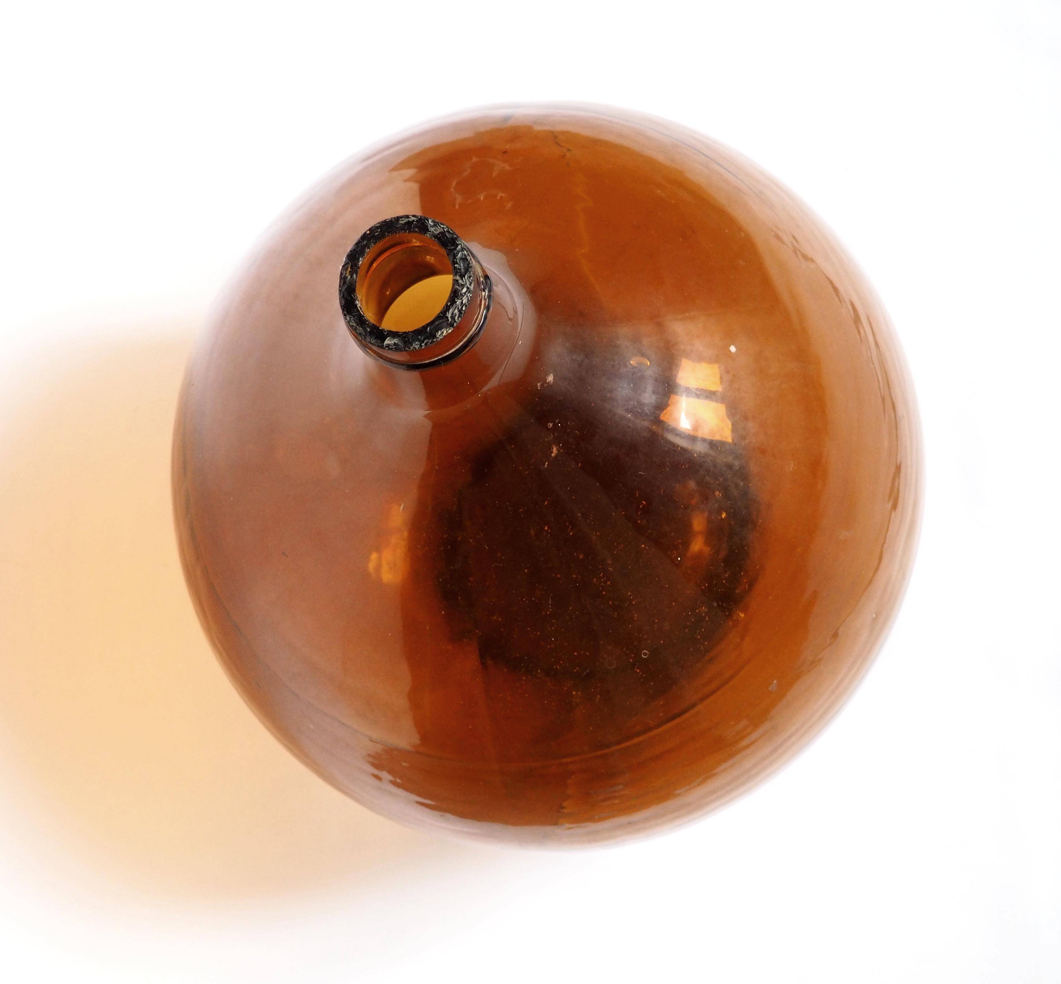 Give me Jeanne XXL amber.