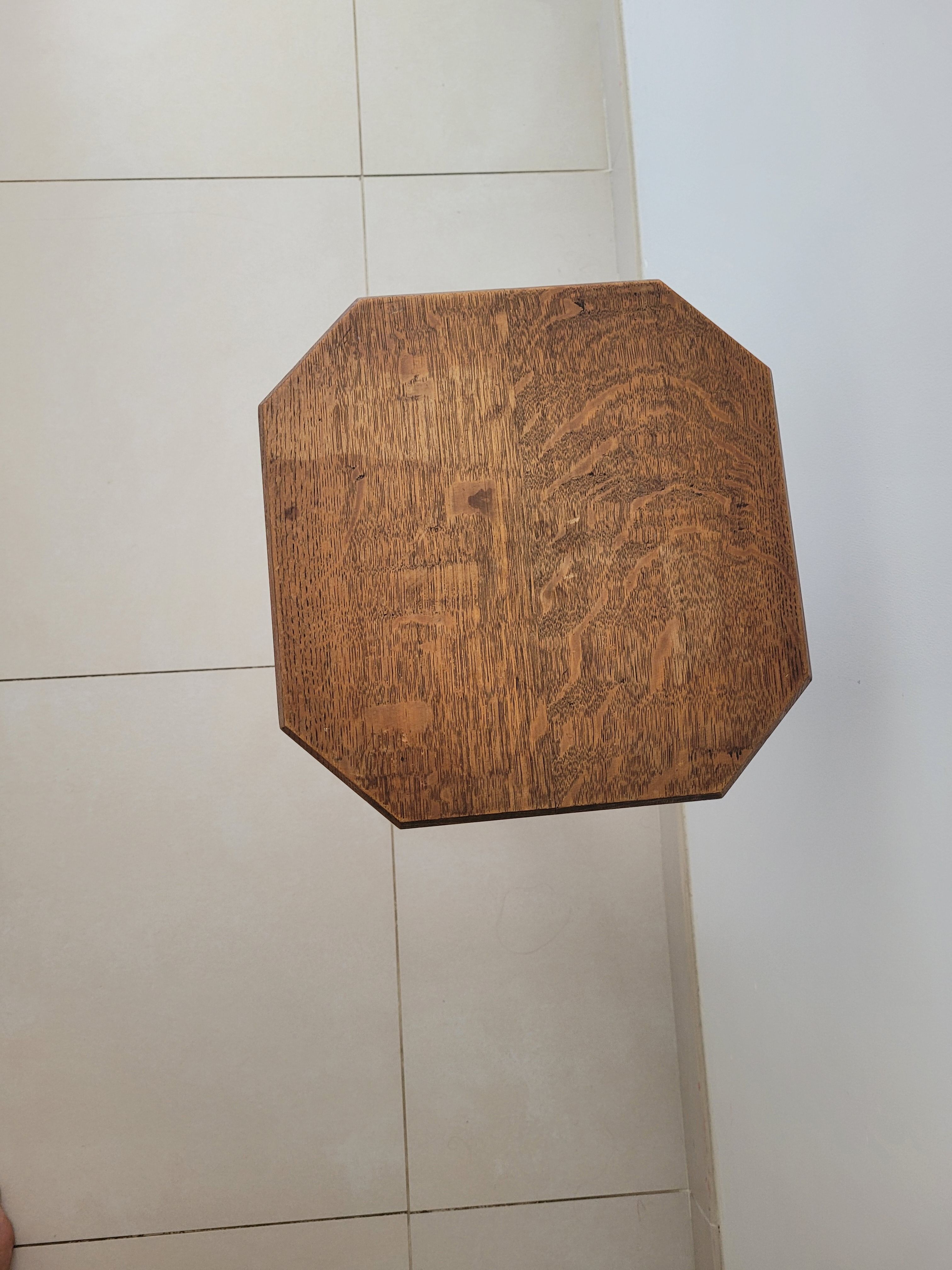 Gueridon booster tablet