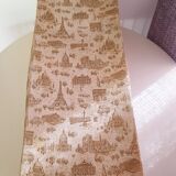 Jug fountain in crystal and gold metal