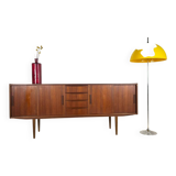 Buffet en teck avec portes coulissantes et tiroirs – Mid-Century