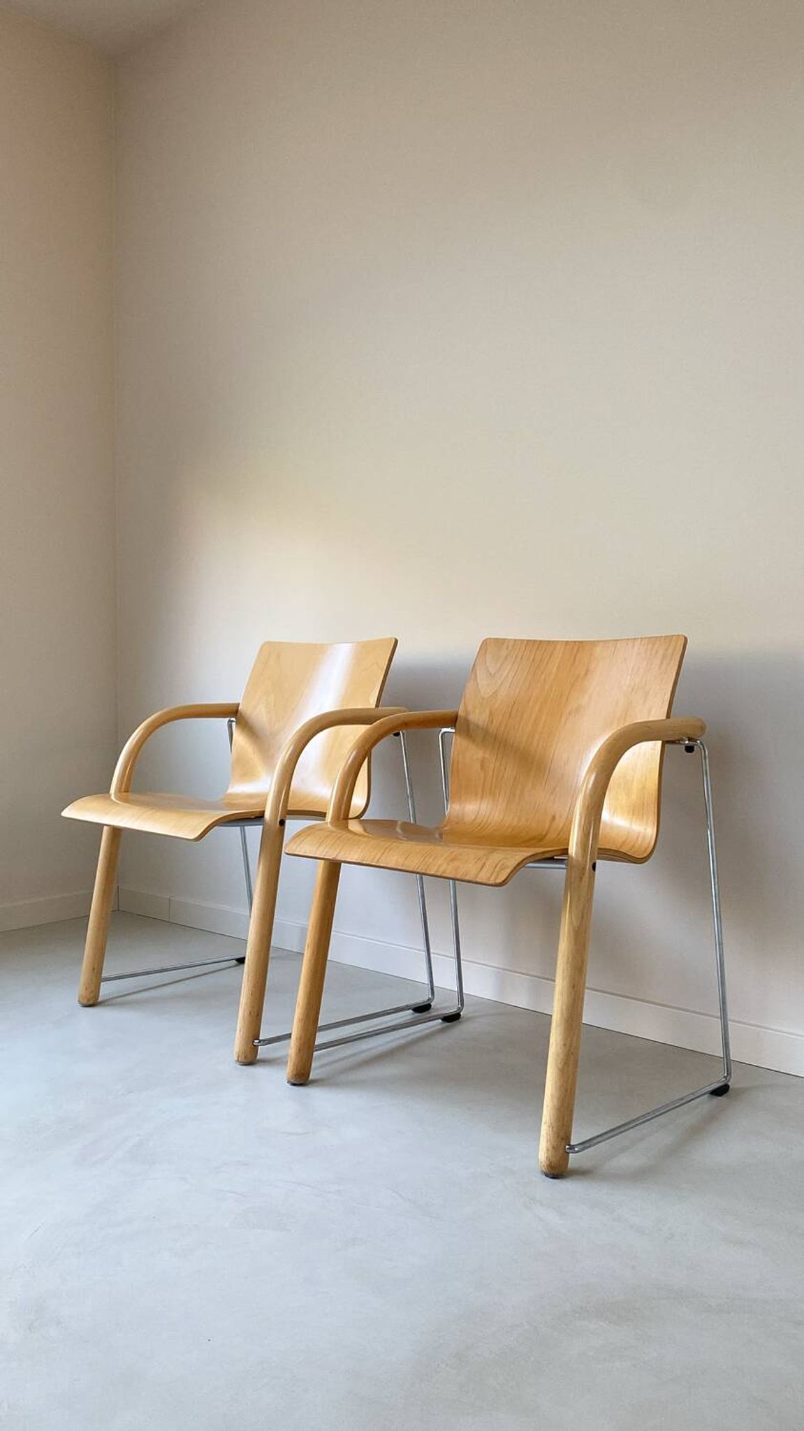 Set of vintage Thonet chairs model S320
