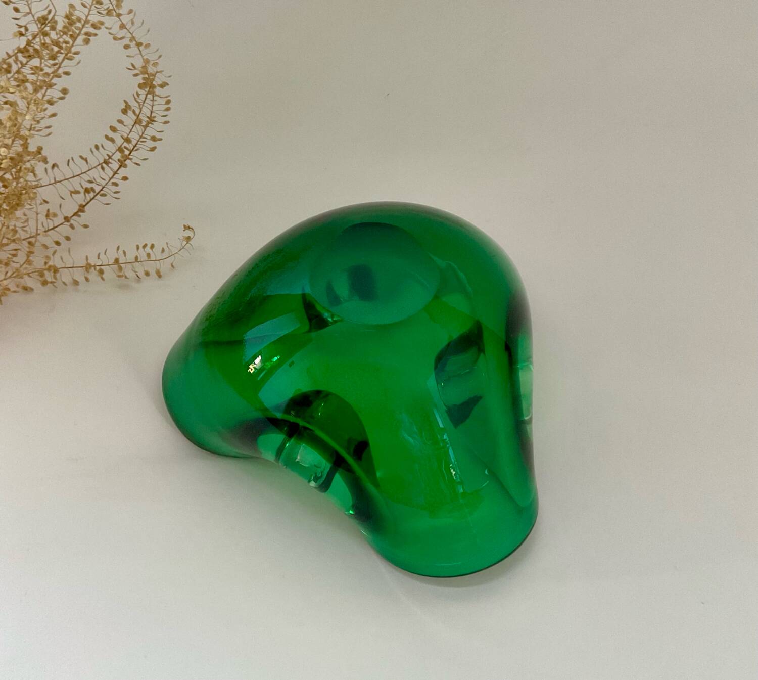Vintage blown glass empty pocket