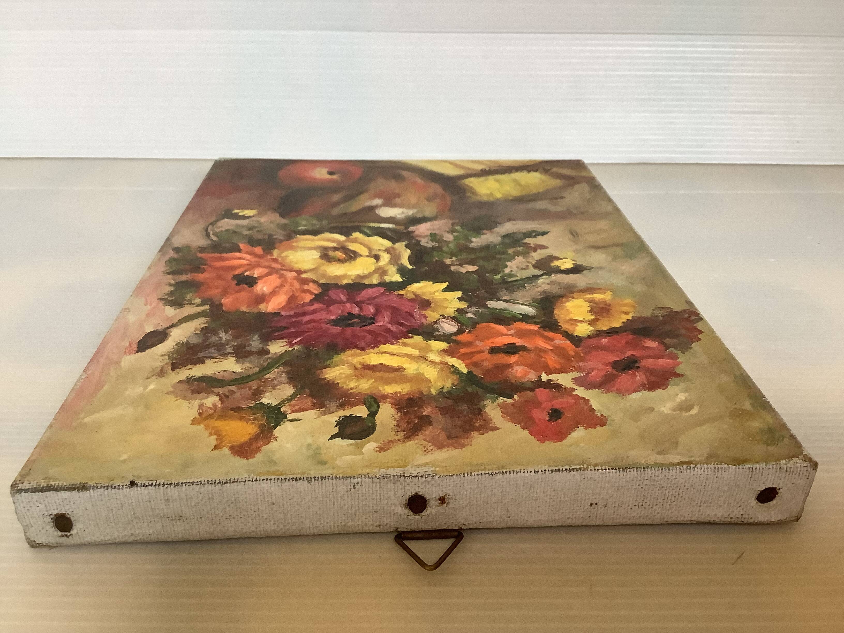 Bouquet of flowers oil on canvas painting signed Matten