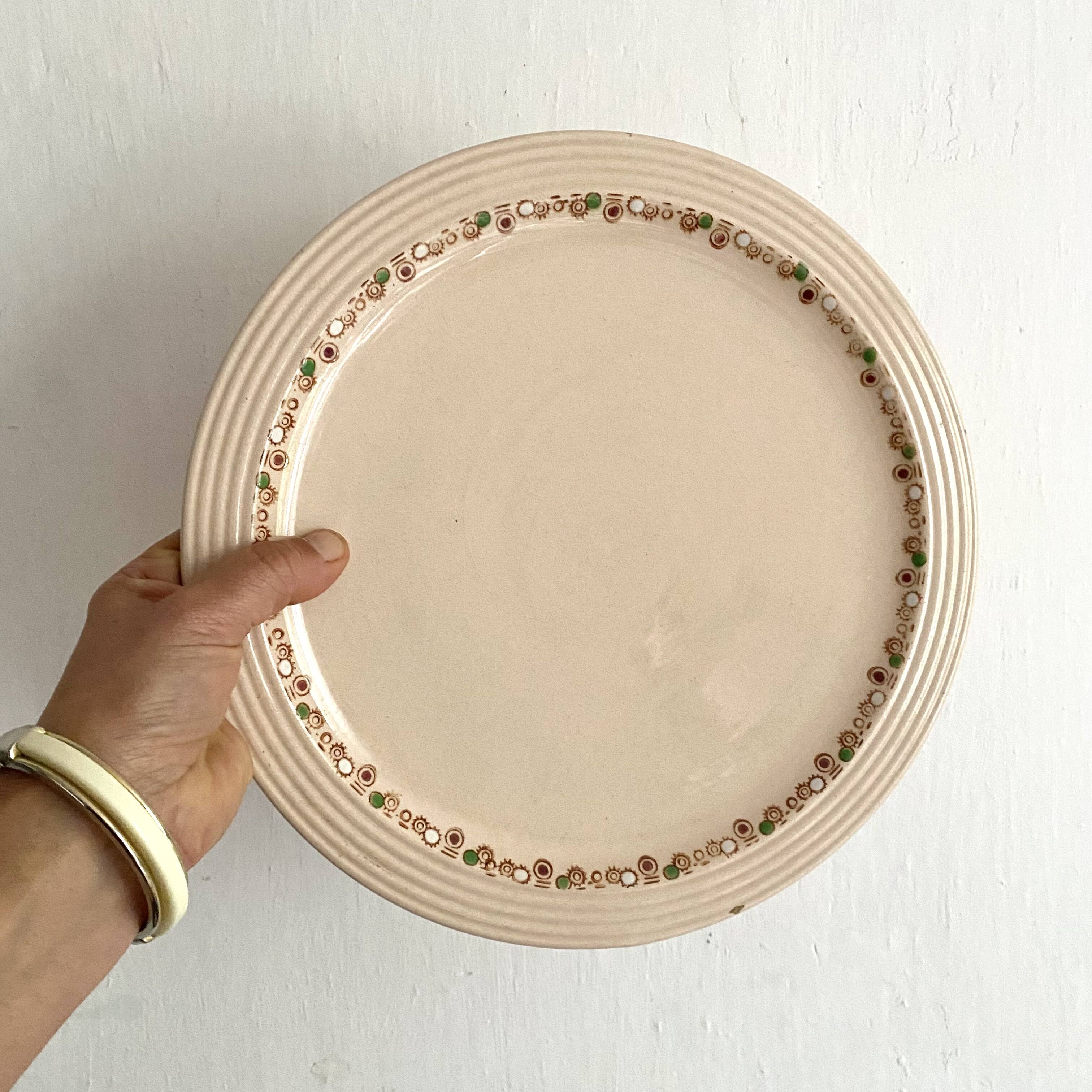 Longwy Betty model dinner plates