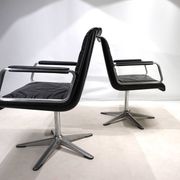 Set of 2 Wilkhahn Delta conference/dining chairs from the Delta Group