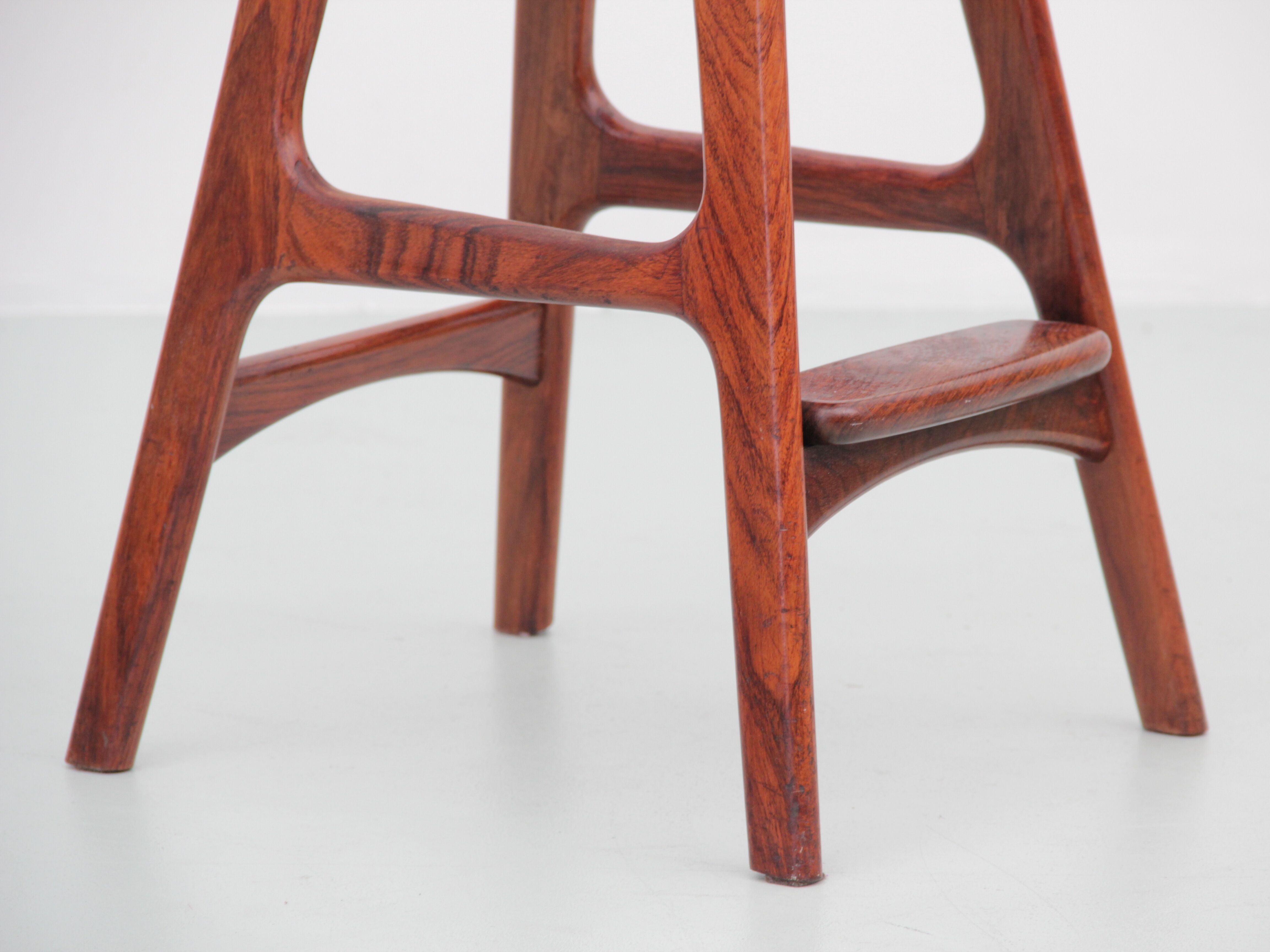 Scandinavian bar stool in OD61 style rosewood. H 62 cm.
