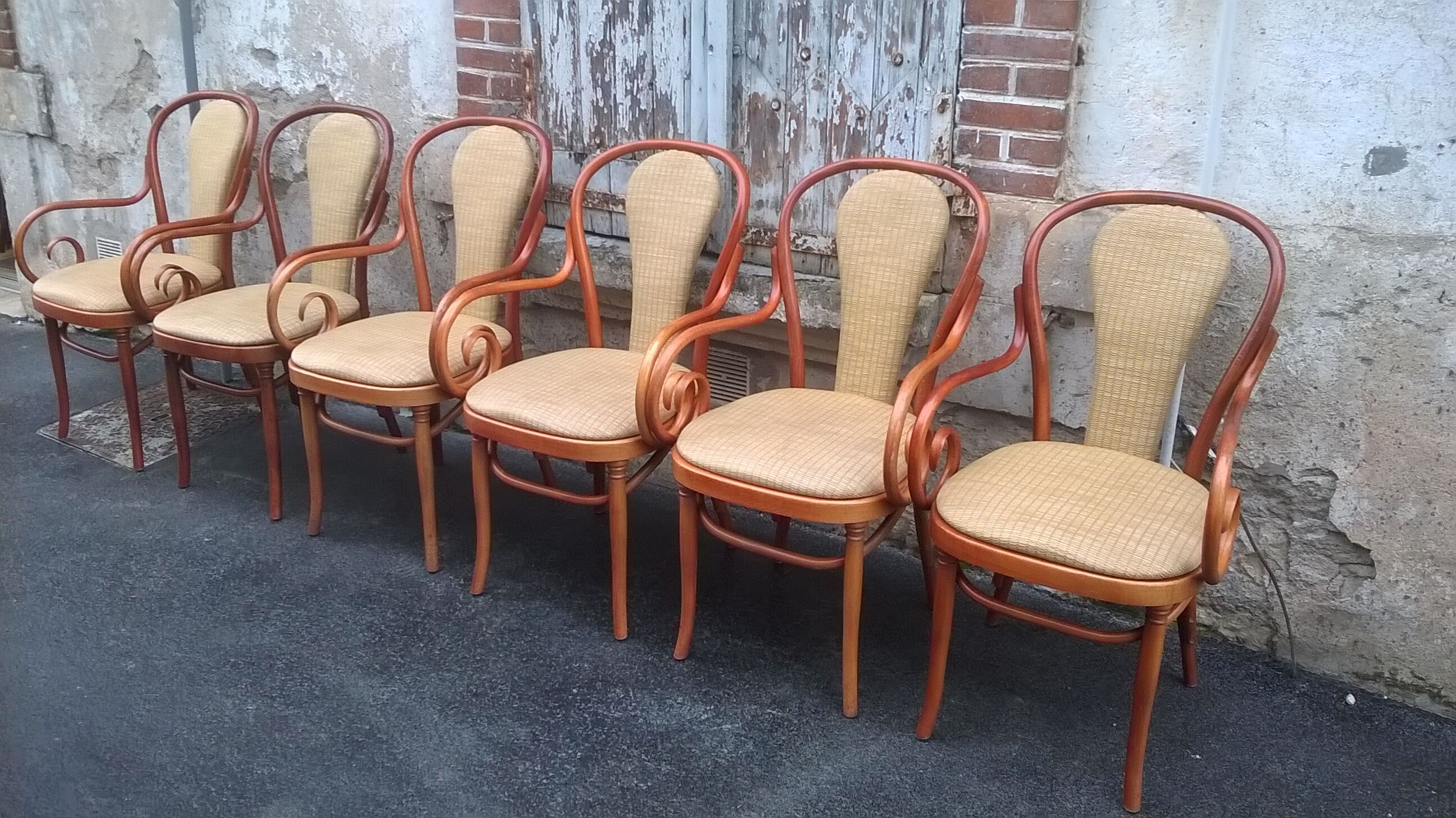 Sets of 6 fmg armchairs