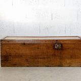 Trunk, dark wood trunk