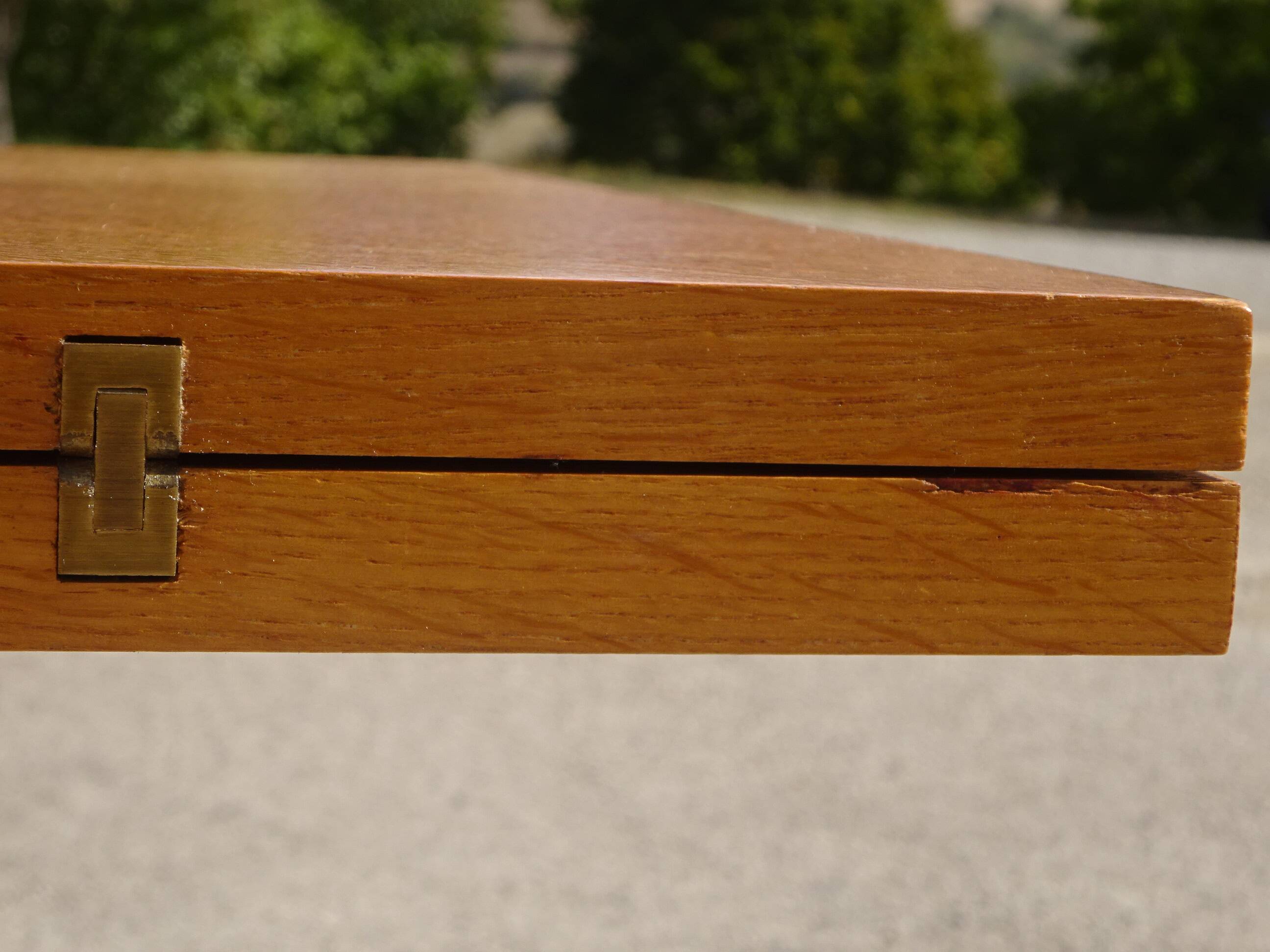 Scandinavian portfolio table model "half-century" by SAM
