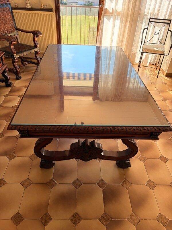 Table style empire esagnol