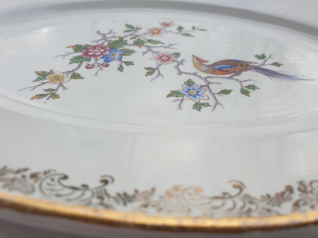 Vintage oval bird bird adorned Opalor dish