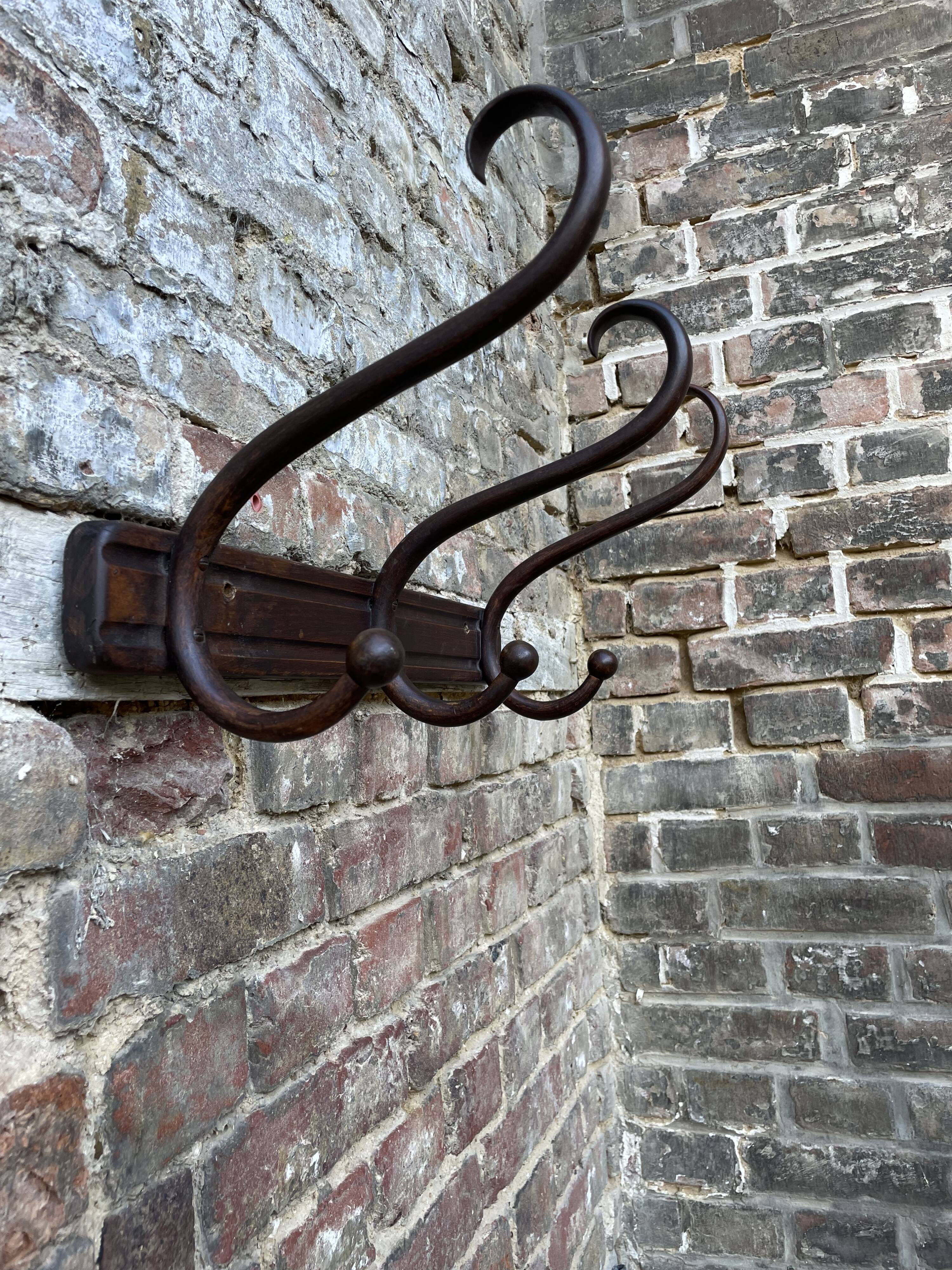 Thonet wall rack XIXth