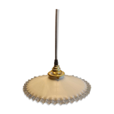 White opaline hanging with edge volante transparant