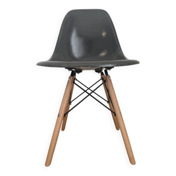 DSW Eames Herman Miller US edit 50 s 60s design no Vitra Knoll