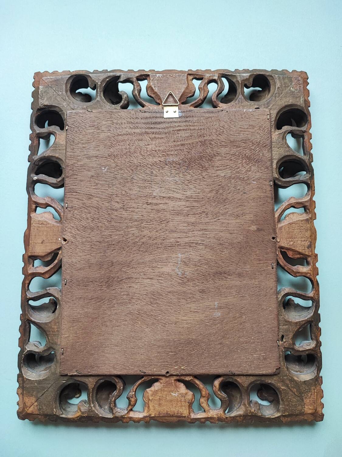 Miroir en bois sculpté et doré