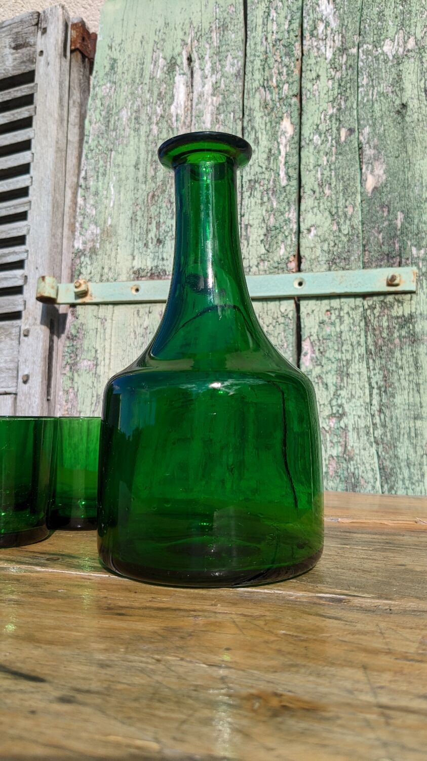 Vintage glass and carafe service