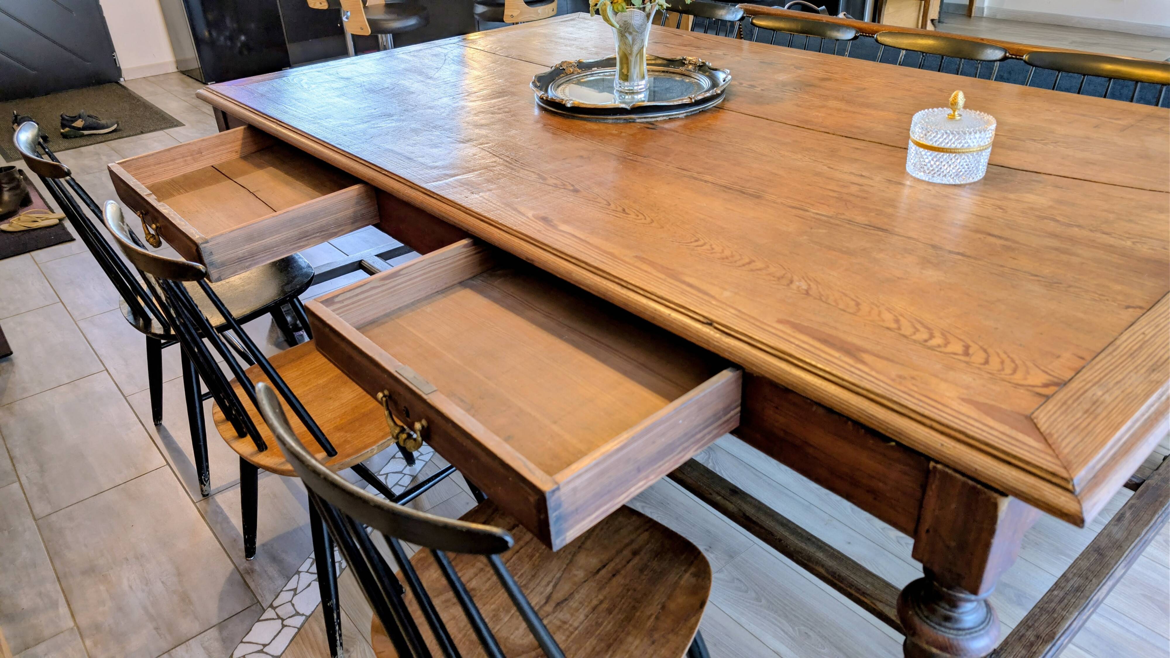 Large pitch pine table 230×140 – Early 20th century, warm and charming