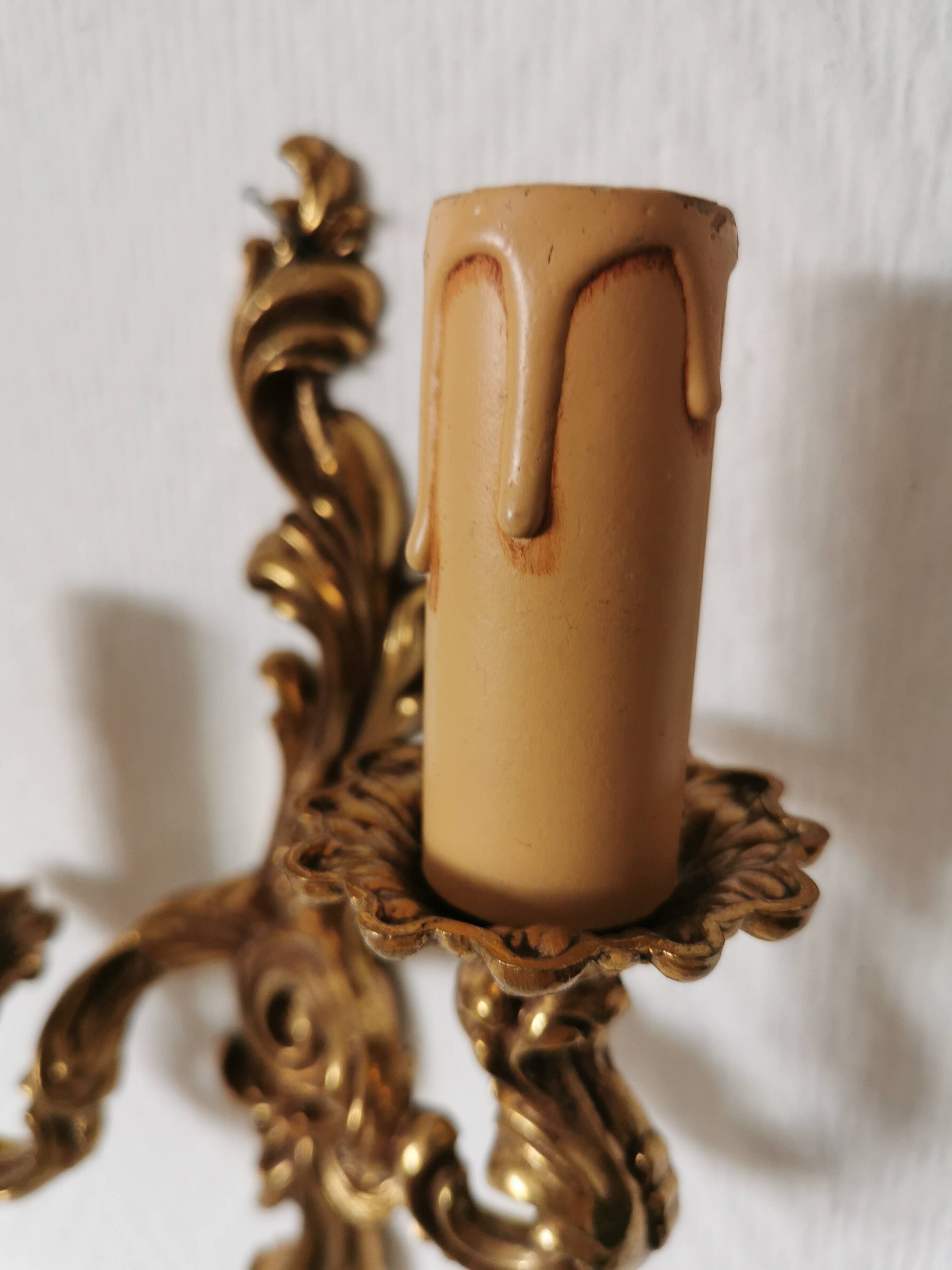 classic style wall lamp, Louis XV in gilded metal in bronze or brass effect candle holder and candlestick