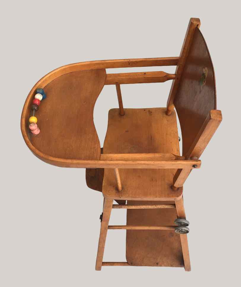 Bécassine doll high chair
