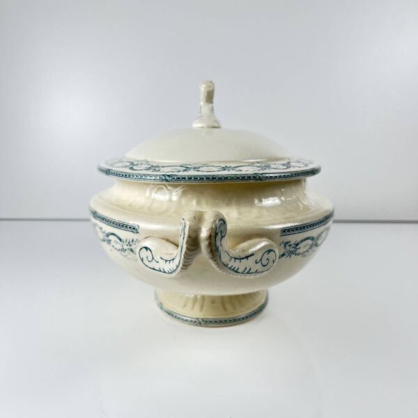 Soupière Salins ''Recamier'' terre de fer, fin XIXe siècle