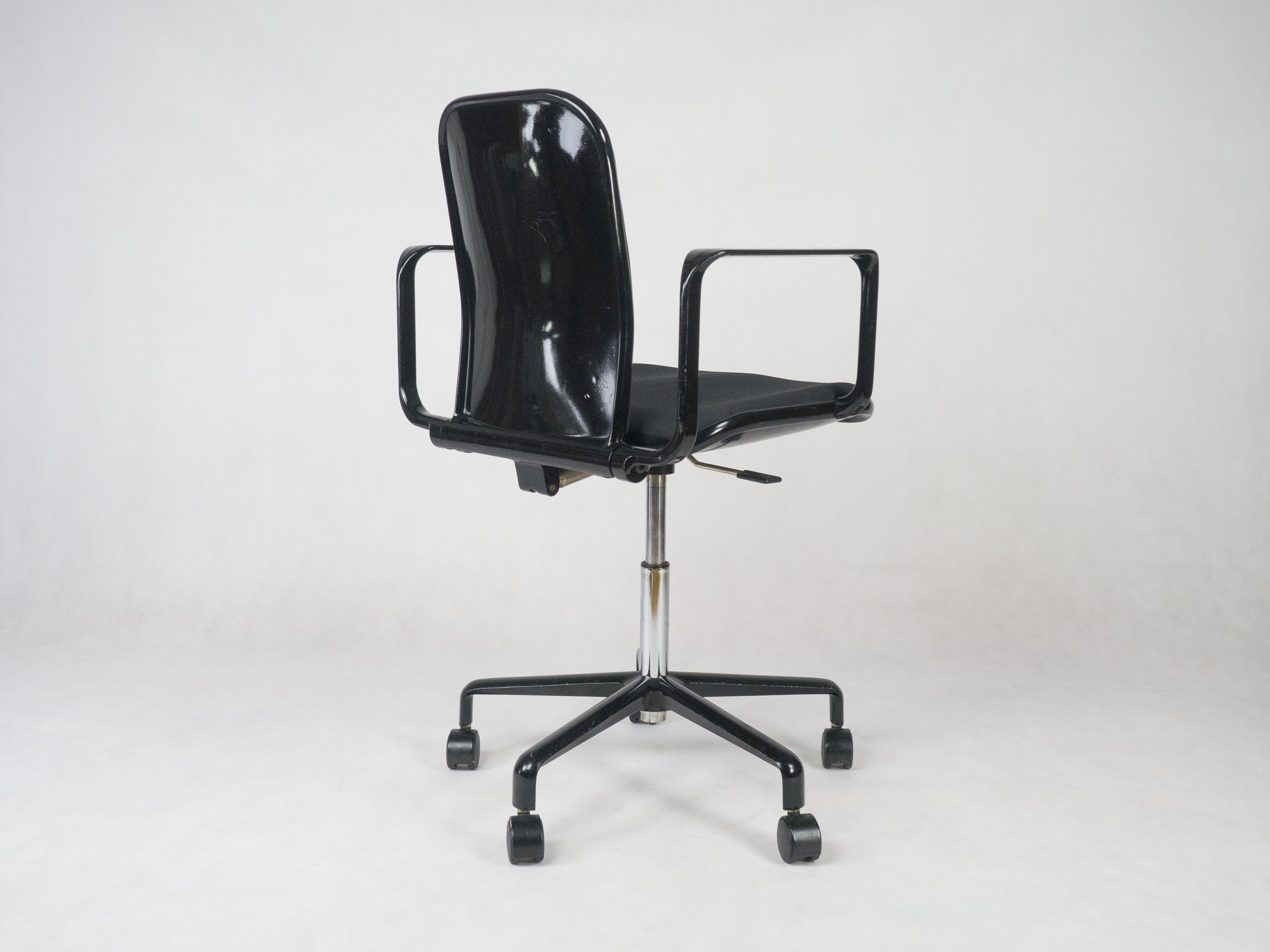 Swivel Chair, Hille, United Kingdom, 1970s