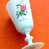 Vase white opaline decoration rosa indica cruenta