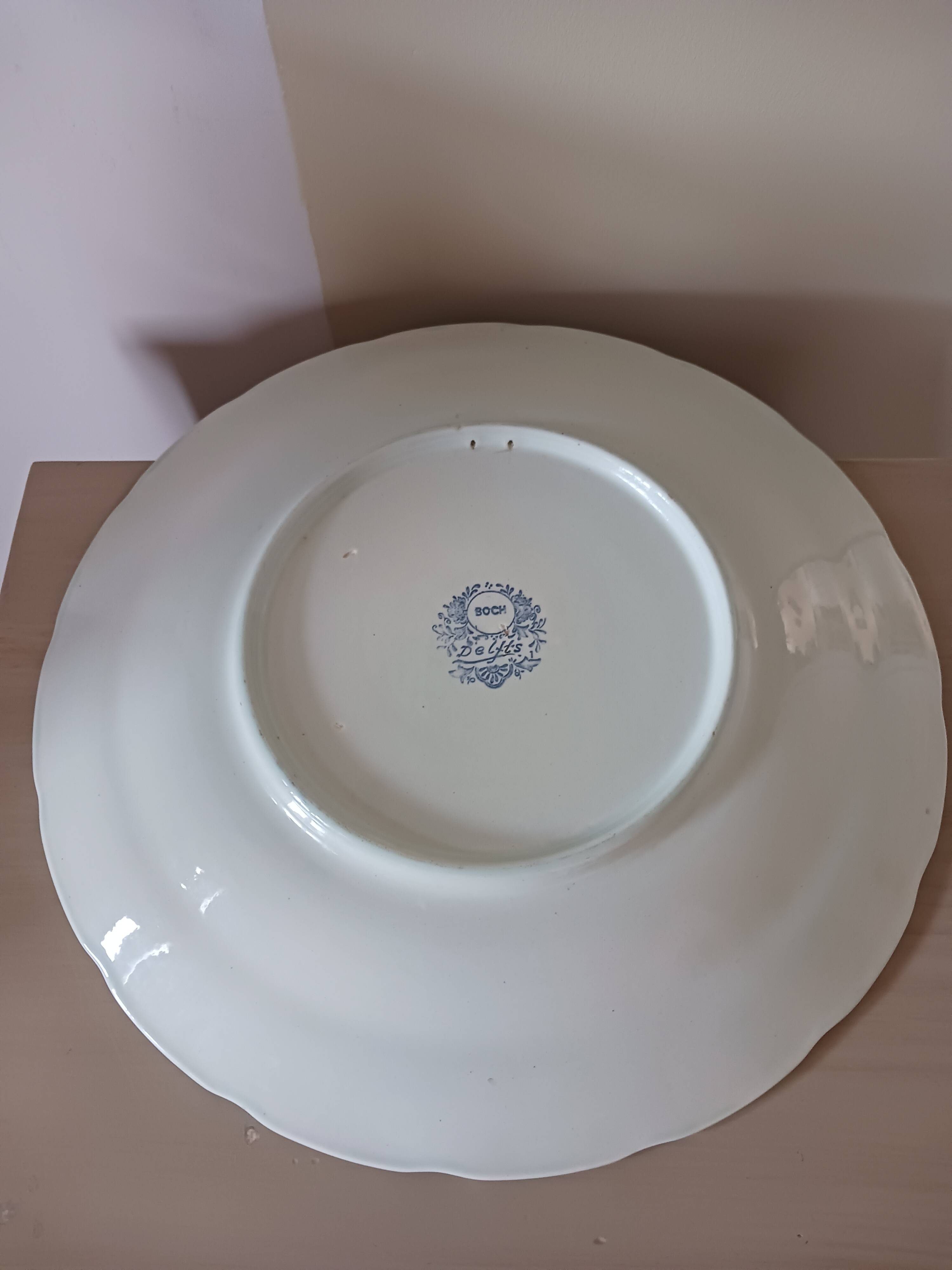 Large blue Delft plate from Boch.
