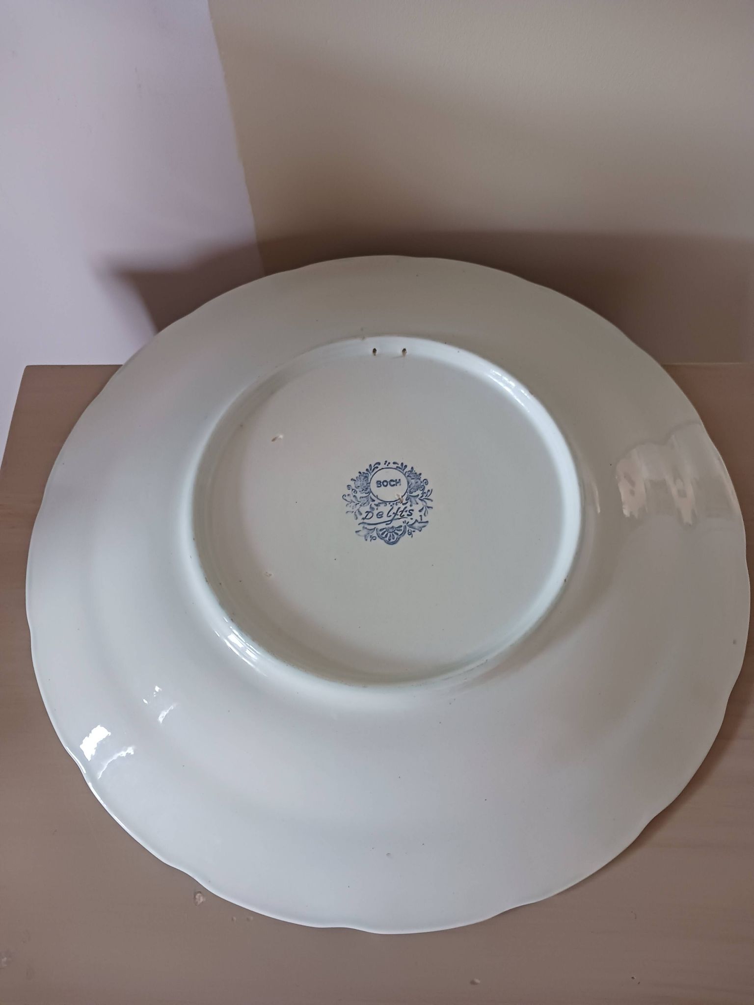 Grand plat bleu de Delft de chez Boch .