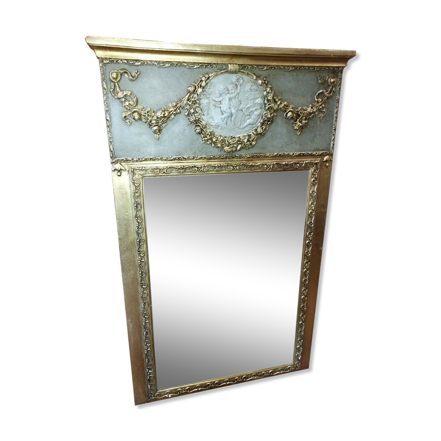 Trumeau mirror with loves