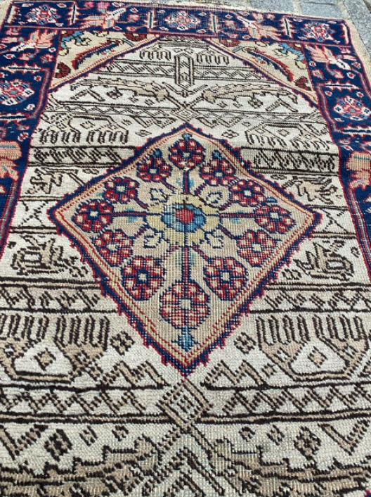 Antique Tabriz carpet 126x76cm